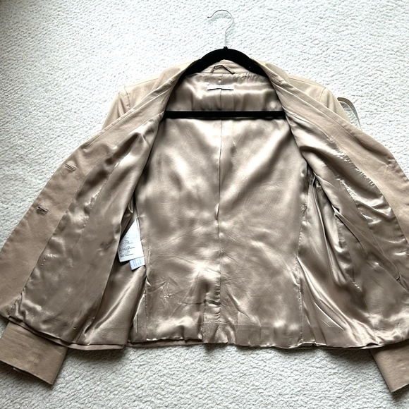 ⭐ PRADA poplin blazer, 2 button, size 48.⭐ - Picture 6 of 7